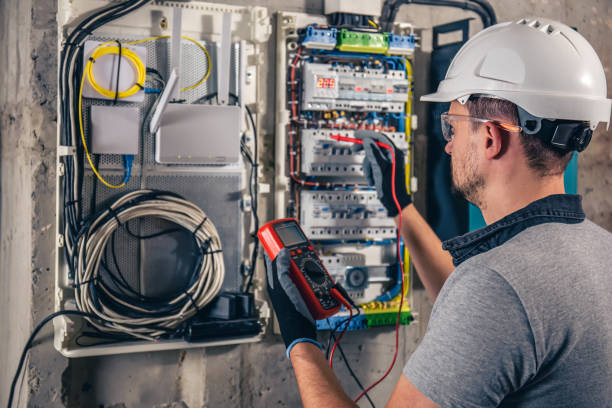 Best Licensed Electrician  in Reedspt, OR